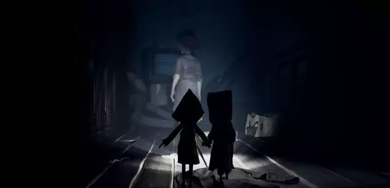 I want to protect the paper bag-headed boy in "Little Nightmare 2" at all costs.