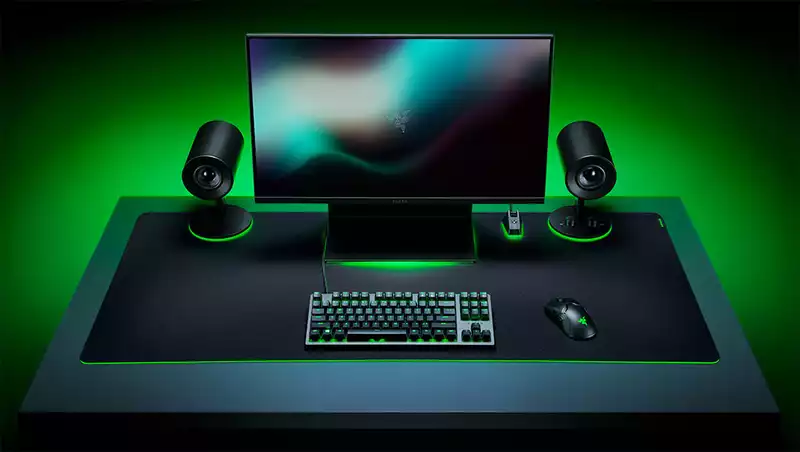 Razer's new Gigantus V2 3XL mousepad is bigger than my desk