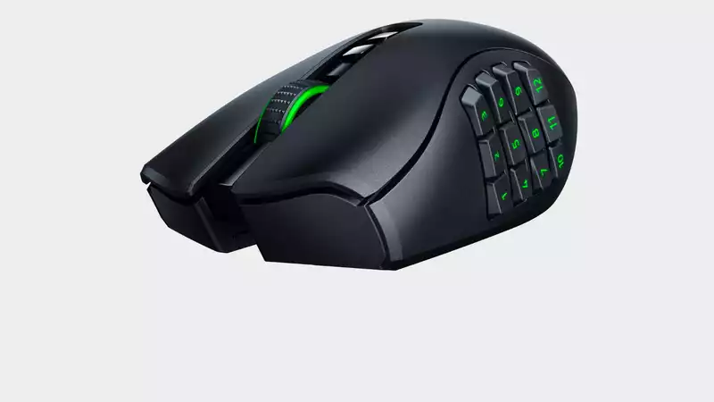 Razer Naga Pro Wireless Gaming Mouse Review