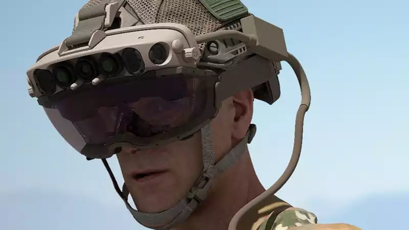 Microsoft Signs $22 Billion Army Contract for Military HoloLens Equipment