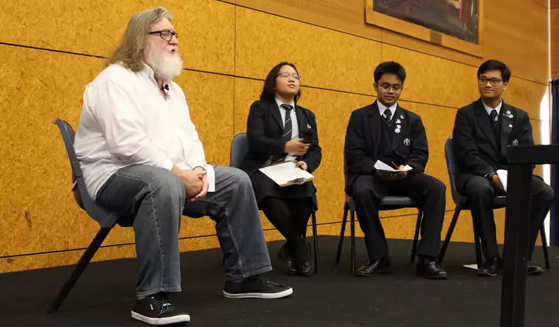 Gabe Newell does not reveal Steam console plans to New Zealand high school students.