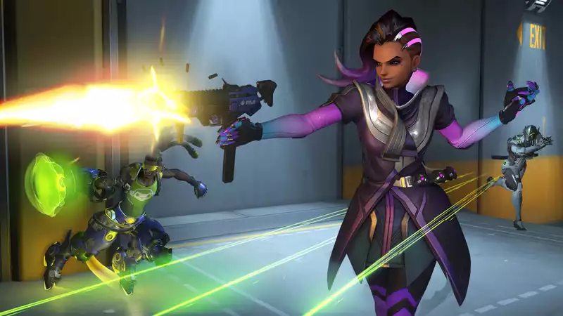 Overwatch 2 introduces cross-play aiming assist.