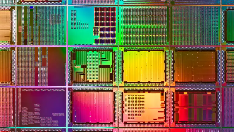 Intel Says There Will Be 1 Trillion Transistors on Chips by 2030