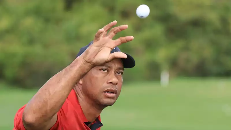 Why are Tiger Woods' golf balls grenades?