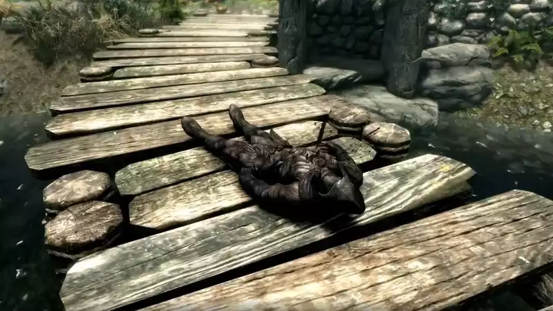 Skyrim" player collects and eats all the food in the entire city and dies instantly thanks to one killer snack.